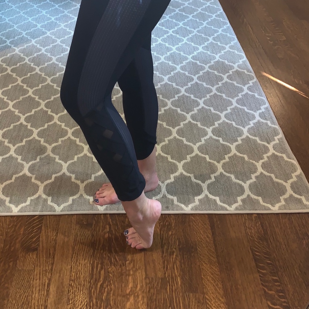 Lululemon black leggings